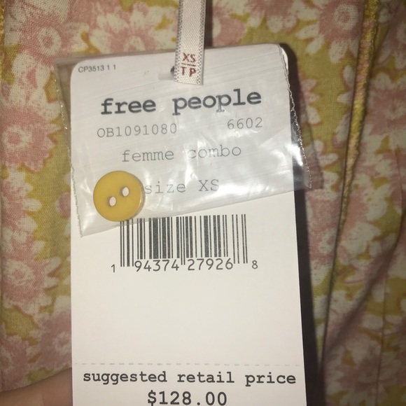 Dress - Picture 3 of 3